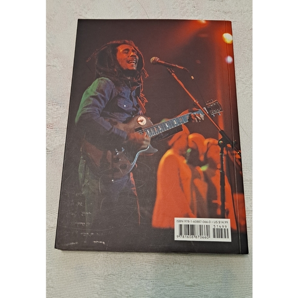 Bob Marley One on One Book - Picture 2 of 7
